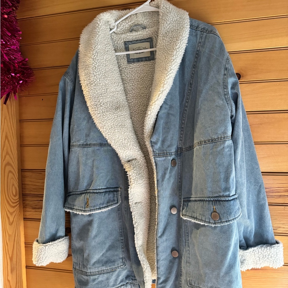 Women's Blue Denim Sherpa-Lined Jacket